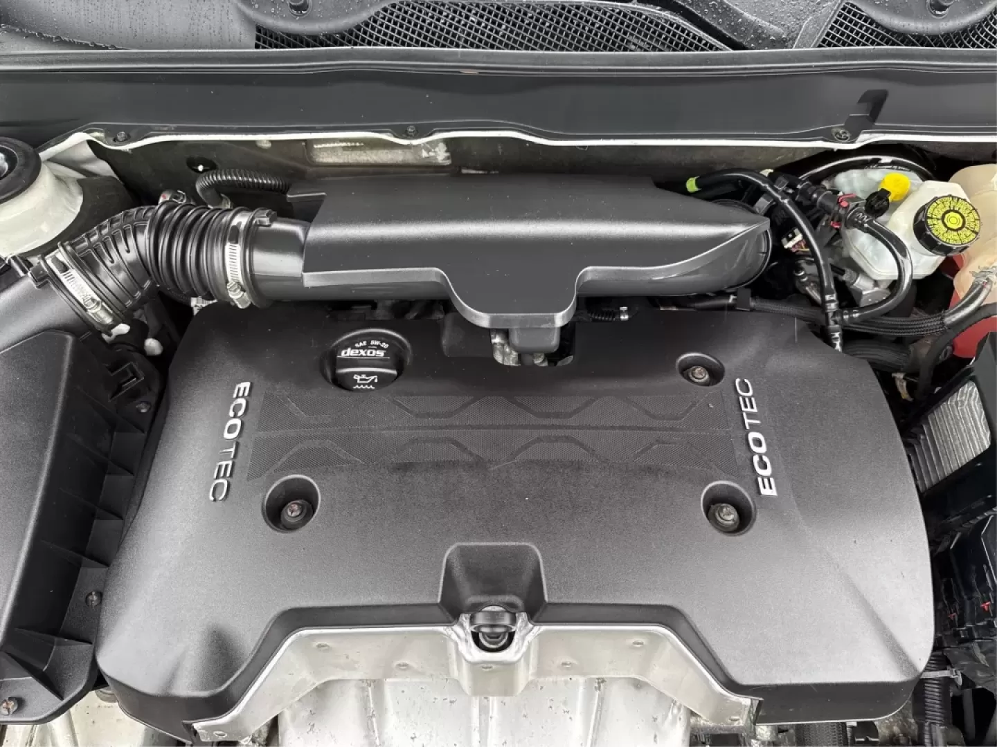 2014 Chevrolet Malibu 1LT (1G11C5SL0EF) with an ECOTEC 2.5L I-4 gasoline direct injection engine, located at 4508 South Dixie Dr, Moraine, OH, 45439, (937) 908-9800, 39.689976, -84.218452 - **Discover Your Next Adventure with the 2014 Chevrolet Malibu 1LT!** <br /> <br /> Are you searching for a reliable sedan that offers both comfort and style? Look no further than the 2014 Chevrolet Malibu 1LT, available now at Advantage Car and Credit in Moraine, OH! This vehicle is perfect for budg - Photo#11