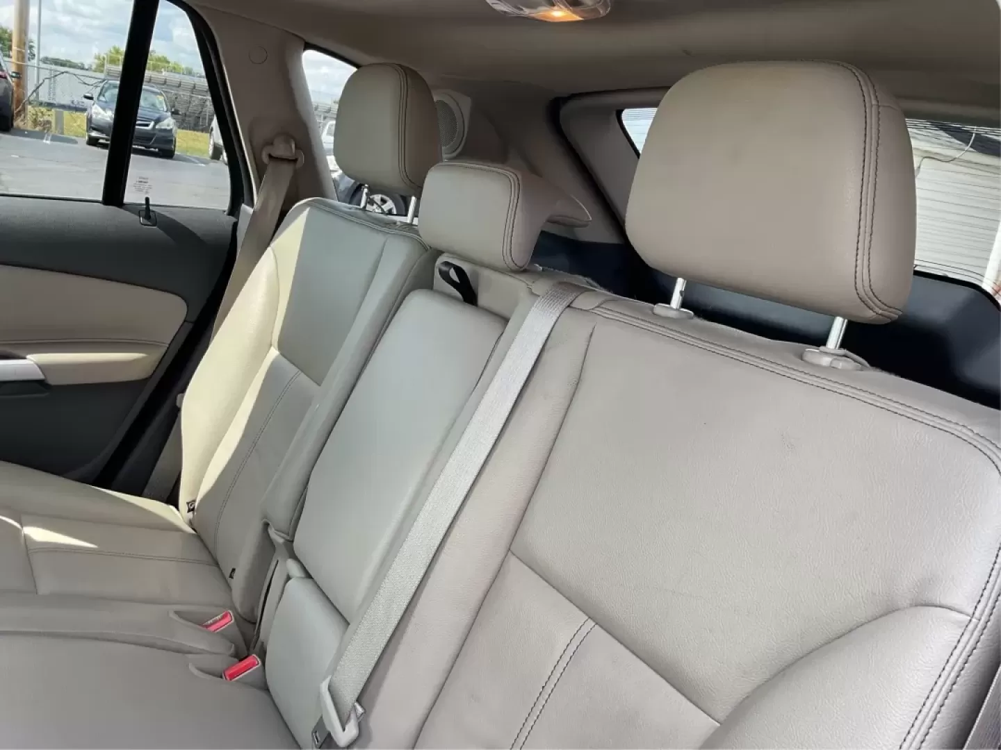 2014 Ford Edge Limited (2FMDK3KCXEB) with an Other engine, located at 1230 East Main St, Xenia, OH, 45385, (937) 908-9800, 39.688026, -83.910172 - **Unleash Your Adventurous Side with the 2014 Ford Edge Limited - Perfect for Family Road Trips and Weekend Getaways!**<br /> <br /> Are you ready to elevate your driving experience? Look no further than this stunning 2014 Ford Edge Limited, available exclusively at Advantage Car and Credit in Xenia - Photo#10