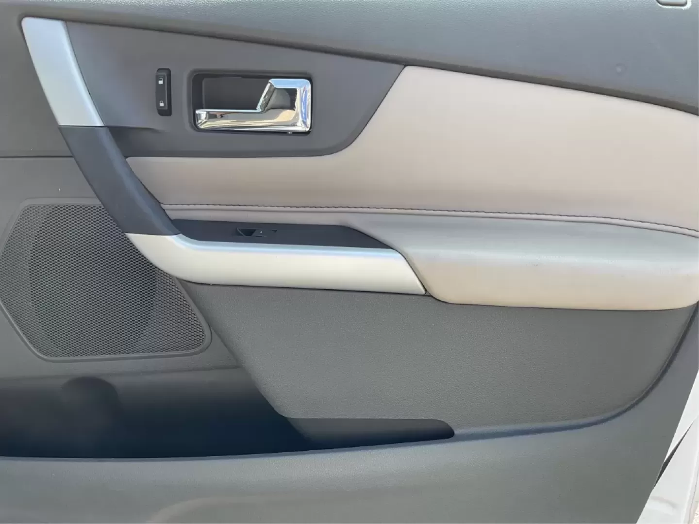 2014 Ford Edge Limited (2FMDK3KCXEB) with an Other engine, located at 1230 East Main St, Xenia, OH, 45385, (937) 908-9800, 39.688026, -83.910172 - **Unleash Your Adventurous Side with the 2014 Ford Edge Limited - Perfect for Family Road Trips and Weekend Getaways!**<br /> <br /> Are you ready to elevate your driving experience? Look no further than this stunning 2014 Ford Edge Limited, available exclusively at Advantage Car and Credit in Xenia - Photo#20