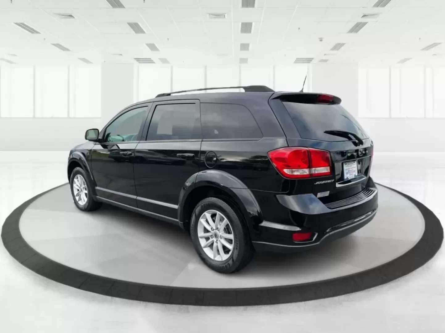 2019 Dodge Journey SE (3C4PDCBB9KT) with an Other engine, located at 8750 N County Rd 25A, Piqua, OH, 45356, (937) 908-9800, 40.164391, -84.232513 - **Discover Your Next Adventure with the 2019 Dodge Journey SE at Advantage Car and Credit!**<br /> <br /> Are you seeking a reliable vehicle for weekend getaways or a spacious ride for your growing family? Look no further than the 2019 Dodge Journey SE, now available at Advantage Car and Credit in P - Photo#4