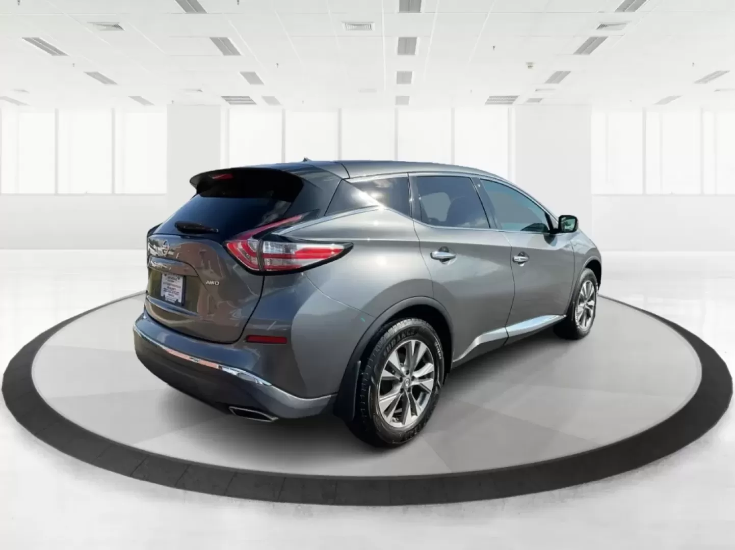 2015 Nissan Murano S (5N1AZ2MH0FN) with an 3.5L V-6 DOHC engine, located at 1951 S Dayton Lakeview Rd., New Carlisle, OH, 45344, (937) 908-9800, 39.890999, -84.050255 - **Unleash Your Adventures with the 2015 Nissan Murano Ideal for Growing Families and Weekend Explorers!**<br /> <br /> Are you ready to elevate your family outings or weekend adventures? Look no further than the stunning **2015 Nissan Murano** available at **Advantage Car and Credit**, your trusted - Photo#2