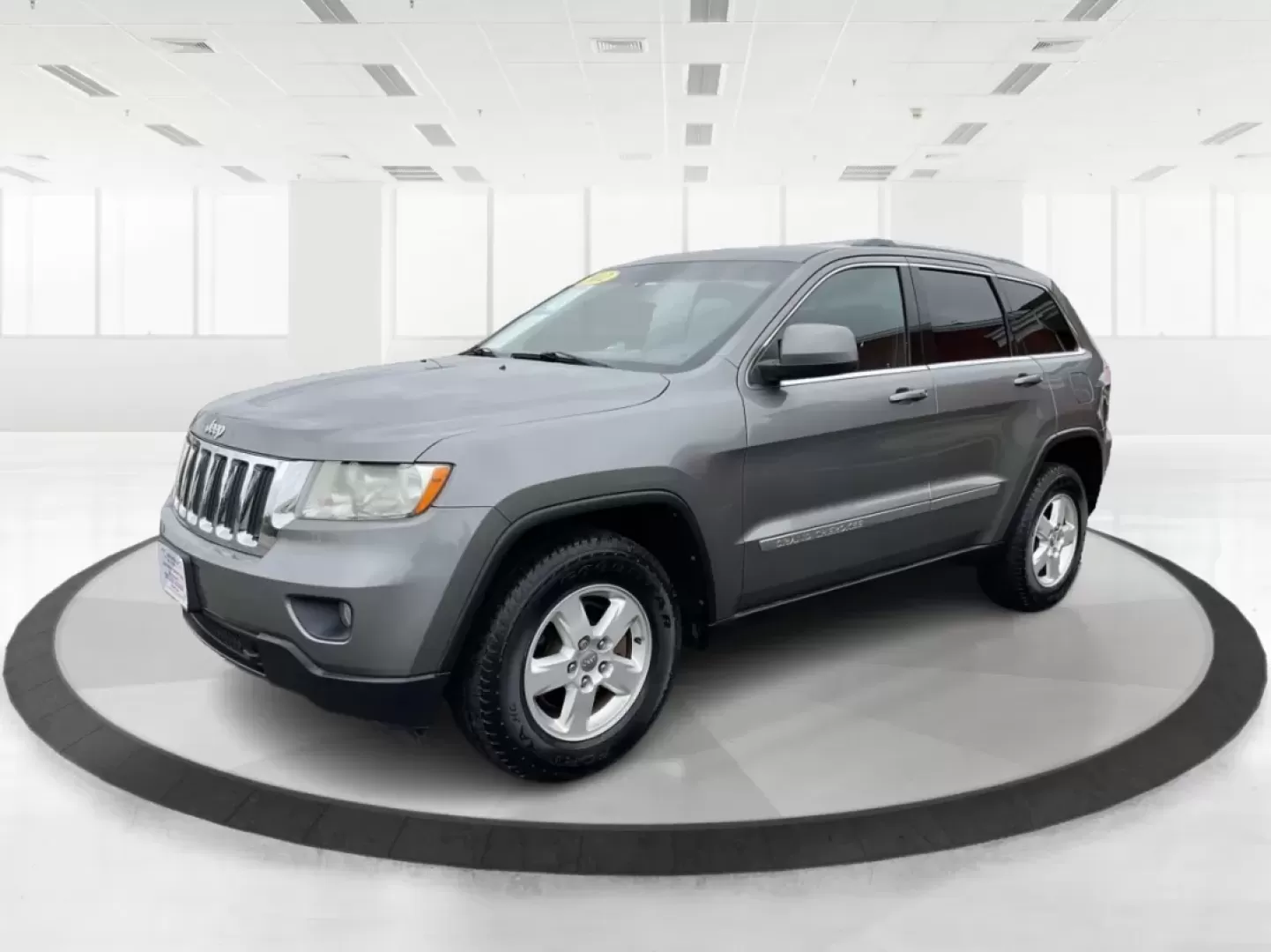 2012 Jeep Grand Cherokee Laredo (1C4RJFAG2CC) with an Other engine, located at 8750 N County Rd 25A, Piqua, OH, 45356, (937) 908-9800, 40.164391, -84.232513 - ### Discover Adventure with the 2012 Jeep Grand Cherokee Laredo at Advantage Car and Credit - Piqua<br /> <br /> Are you ready to tackle your next adventure, whether it's a weekend getaway or daily commutes through Piqua's scenic routes? The 2012 Jeep Grand Cherokee Laredo is the perfect SUV for tho - Photo#8