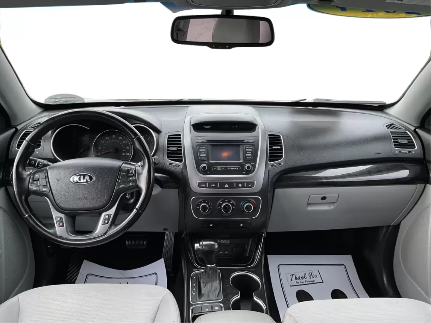 2014 Kia Sorento LX (5XYKTCA69EG) with an 2.4L I-4 gasoline direct injection engine, located at 4508 South Dixie Dr, Moraine, OH, 45439, (937) 908-9800, 39.689976, -84.218452 - Experience the freedom of adventure with the versatile 2014 Kia Sorento, available now at Advantage Car and Credit in Moraine, OH! This stylish utility SUV is not just a vehicle; it's the perfect companion for families, commuters, and weekend explorers alike. Whether you're navigating through the bu - Photo#19
