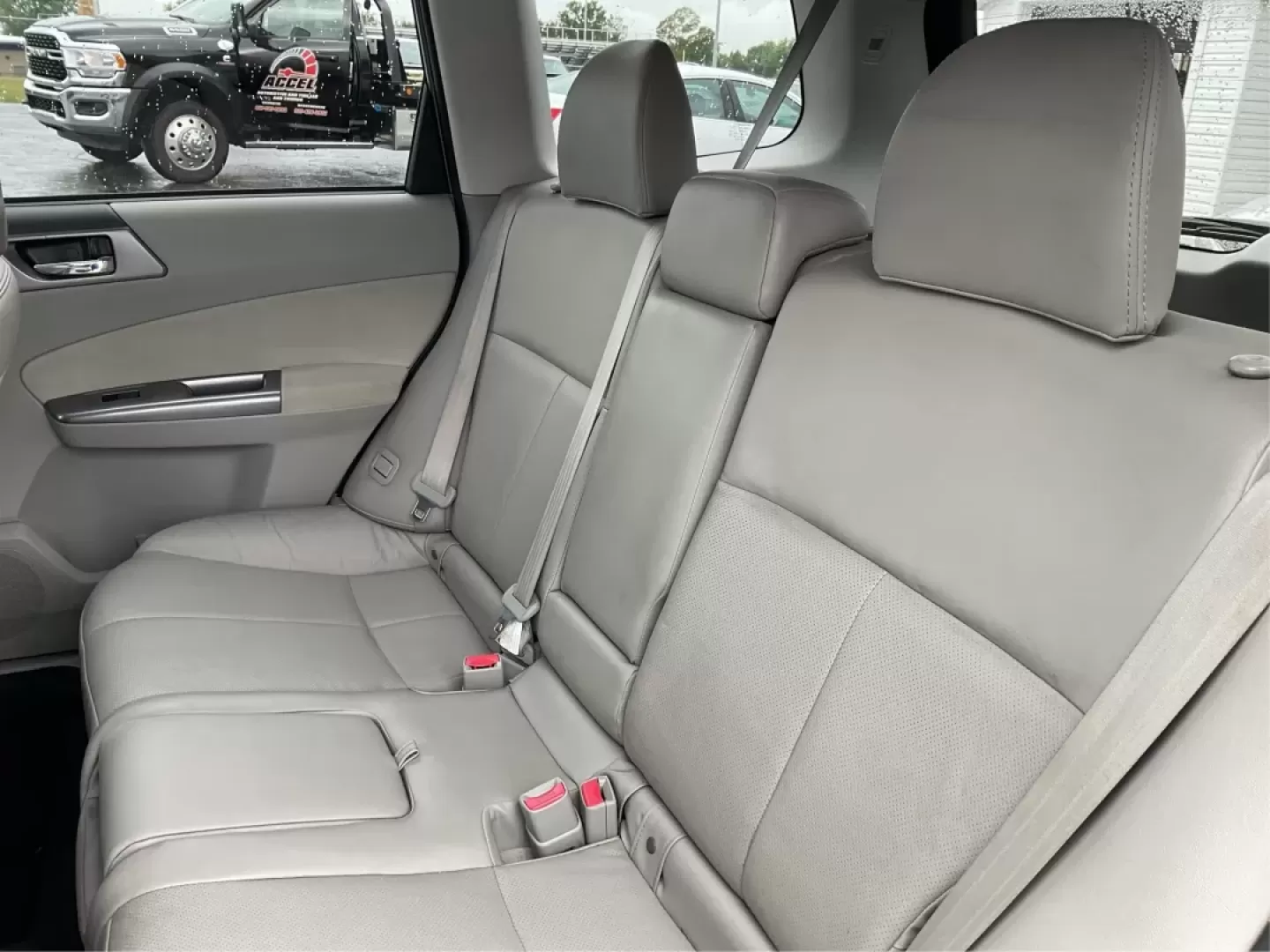 2013 Subaru Forester 2.5X Limited (JF2SHAEC3DH) with an 2.5L H-4 DOHC engine, located at 401 Woodman Dr, Riverside, OH, 45431, (937) 908-9800, 39.760899, -84.123421 - Discover the ultimate blend of adventure and reliability with this 2013 Subaru Forester 2.5X Limited, available now at Advantage Car and Credit - Riverside. Located at 401 Woodman Dr, Riverside, OH 45431, we specialize in Buy Here Pay Here financing, ensuring that you drive away with guaranteed appr - Photo#10