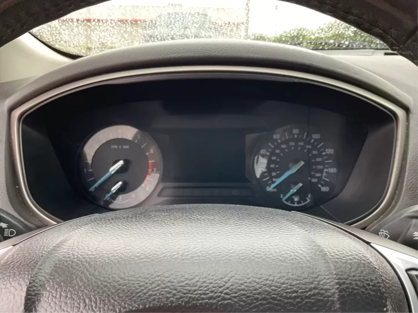 2014 Ford Fusion SE (3FA6P0HD2ER) with an Other engine, located at 4508 South Dixie Dr, Moraine, OH, 45439, (937) 908-9800, 39.689976, -84.218452 - **Discover Your Next Adventure with the 2014 Ford Fusion SE at Advantage Car and Credit - Moraine** <br /> <br /> Are you ready to elevate your daily commute or family road trips? The 2014 Ford Fusion SE is your gateway to a lifestyle brimming with comfort, technology, and reliability. Ideal for bu - Photo#15