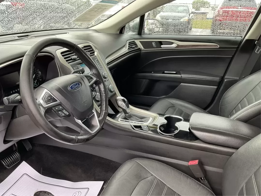 2014 Ford Fusion SE (3FA6P0HD2ER) with an Other engine, located at 1099 N County Rd 25A , Troy, OH, 45373, (937) 908-9800, 40.057079, -84.212883 - **Discover Your Next Adventure with the 2014 Ford Fusion SE at Advantage Car and Credit - Moraine** <br /> <br /> Are you ready to elevate your daily commute or family road trips? The 2014 Ford Fusion SE is your gateway to a lifestyle brimming with comfort, technology, and reliability. Ideal for bu - Photo#9