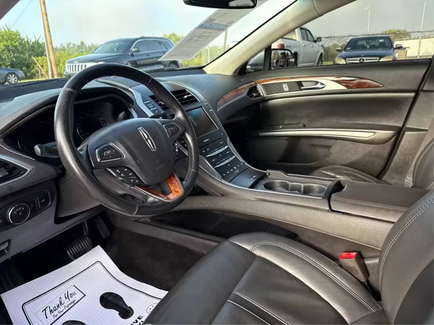 2013 Lincoln MKZ Base (3LN6L2J96DR) with an Other engine, located at 880 E. National Road, Vandalia, OH, 45377, (937) 908-9800, 39.891918, -84.183594 - **Elevate Your Drive with the 2013 Lincoln MKZ at Advantage Car and Credit!**<br /> <br /> Are you searching for the perfect vehicle to enhance your daily commute, family outings, or weekend adventures? Look no further! The 2013 Lincoln MKZ is the ideal choice for those who appreciate luxury, comfor - Photo#9