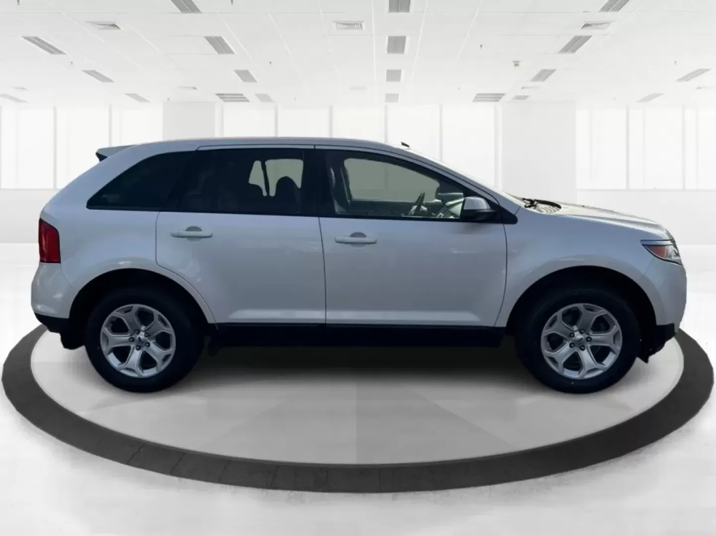 2013 Ford Edge SEL (2FMDK3JC0DB) with an Other engine, located at 4508 South Dixie Dr, Moraine, OH, 45439, (937) 908-9800, 39.689976, -84.218452 - **Discover Adventure in the 2013 Ford Edge SEL SUV at Advantage Car and Credit - Moraine!**<br /> <br /> Are you ready to embrace a lifestyle filled with adventure, comfort, and reliability? Look no further than this stunning **2013 Ford Edge SEL** SUV! With its spacious interior and robust features - Photo#1