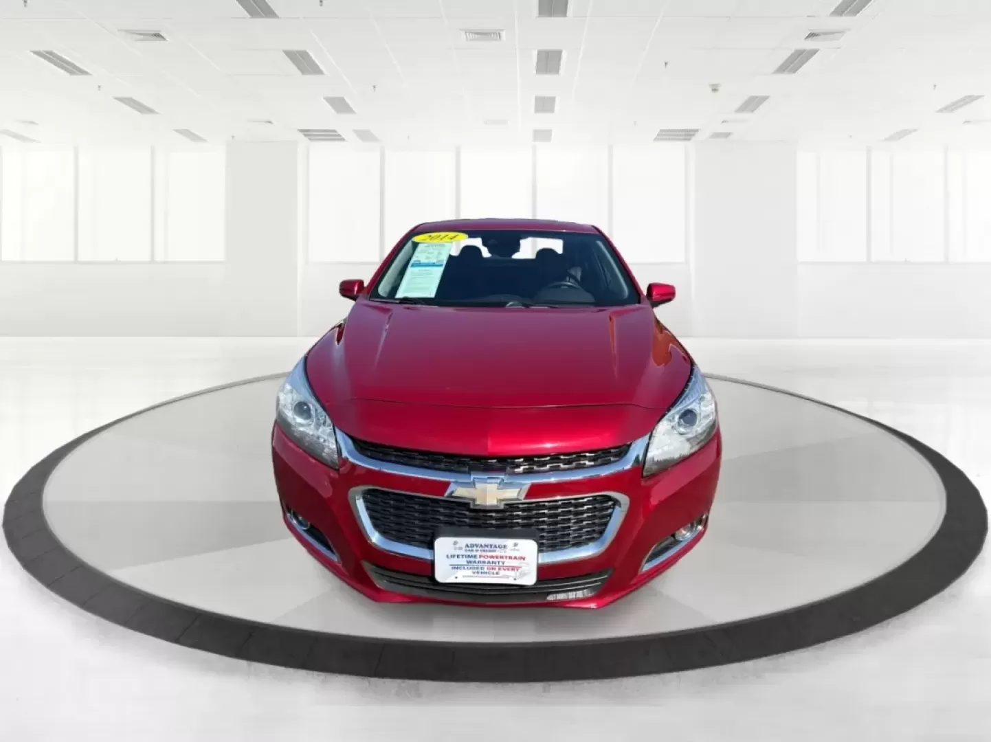 2014 Chevrolet Malibu 2LT (1G11E5SL4EF) with an 2.5L L4 DOHC 16V engine, 6-Speed Automatic transmission, located at 401 Woodman Dr, Riverside, OH, 45431, (937) 908-9800, 39.760899, -84.123421 - **Drive in Style: The 2014 Chevrolet Malibu 2LT Awaits You!** <br /> <br /> Are you ready to elevate your daily commute or embark on unforgettable weekend road trips? The 2014 Chevrolet Malibu 2LT is the ultimate sedan designed for budget-conscious buyers and anyone seeking a reliable vehicle that d - Photo#7