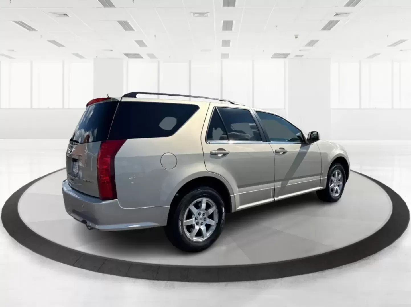 2008 Cadillac SRX V6 (1GYEE437X80) with an 3.6L V-6 DOHC engine, located at 1230 East Main St, Xenia, OH, 45385, (937) 908-9800, 39.688026, -83.910172 - **Discover Luxury and Versatility with the 2008 Cadillac SRX at Advantage Car and Credit Xenia**<br /> <br /> Are you looking for a vehicle that seamlessly blends luxury with practicality? The 2008 Cadillac SRX is the perfect companion for those who desire a comfortable ride for their family, want - Photo#2