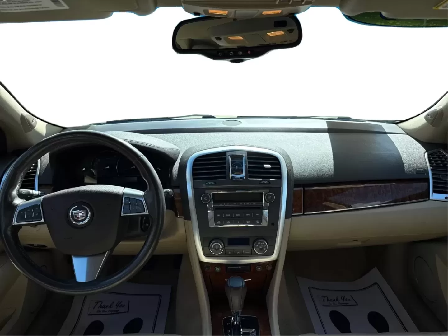 2008 Cadillac SRX V6 (1GYEE437X80) with an 3.6L V-6 DOHC engine, located at 1230 East Main St, Xenia, OH, 45385, (937) 908-9800, 39.688026, -83.910172 - **Discover Luxury and Versatility with the 2008 Cadillac SRX at Advantage Car and Credit Xenia**<br /> <br /> Are you looking for a vehicle that seamlessly blends luxury with practicality? The 2008 Cadillac SRX is the perfect companion for those who desire a comfortable ride for their family, want - Photo#20