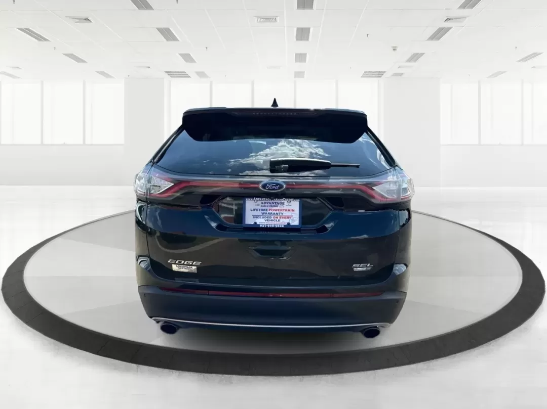 2017 Ford Edge SEL (2FMPK4J9XHB) with an 2.0L L4 DOHC 16V engine, 6A transmission, located at 1099 N County Rd 25A , Troy, OH, 45373, (937) 908-9800, 40.057079, -84.212883 - **Discover Your Next Adventure with the 2017 Ford Edge SEL at Advantage Car and Credit!**<br /> <br /> Are you ready to elevate your driving experience? The 2017 Ford Edge SEL is not just a vehicle; it's a lifestyle choice that caters to your every need-whether you're a busy professional looking for - Photo#3