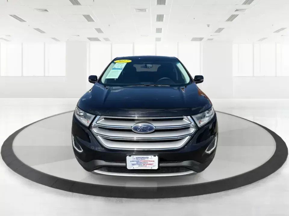 2017 Ford Edge SEL (2FMPK4J9XHB) with an 2.0L L4 DOHC 16V engine, 6A transmission, located at 4508 South Dixie Dr, Moraine, OH, 45439, (937) 908-9800, 39.689976, -84.218452 - **Discover Your Next Adventure with the 2017 Ford Edge SEL at Advantage Car and Credit!**<br /> <br /> Are you ready to elevate your driving experience? The 2017 Ford Edge SEL is not just a vehicle; it's a lifestyle choice that caters to your every need-whether you're a busy professional looking for - Photo#7