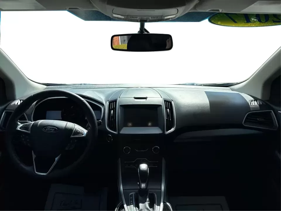 2017 Ford Edge SEL (2FMPK4J9XHB) with an 2.0L L4 DOHC 16V engine, 6A transmission, located at 4508 South Dixie Dr, Moraine, OH, 45439, (937) 908-9800, 39.689976, -84.218452 - **Discover Your Next Adventure with the 2017 Ford Edge SEL at Advantage Car and Credit!**<br /> <br /> Are you ready to elevate your driving experience? The 2017 Ford Edge SEL is not just a vehicle; it's a lifestyle choice that caters to your every need-whether you're a busy professional looking for - Photo#21