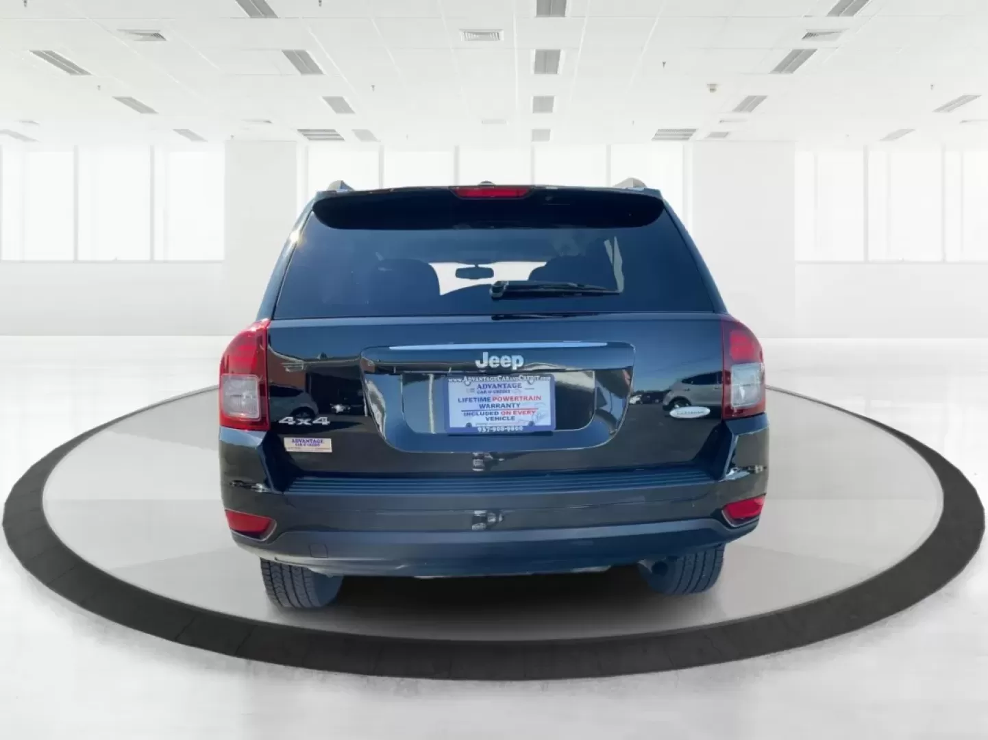 2016 Jeep Compass Latitude (1C4NJDEB2GD) with an 2.4L I-4 DOHC engine, located at 1230 East Main St, Xenia, OH, 45385, (937) 908-9800, 39.688026, -83.910172 - **Adventure Awaits with This 2016 Jeep Compass Latitude!**<br /> <br /> If you're seeking a vehicle that complements your active lifestyle, look no further than this versatile 2016 Jeep Compass Latitude. Perfect for weekend getaways, family road trips, or daily commutes, this SUV is designed to hand - Photo#3