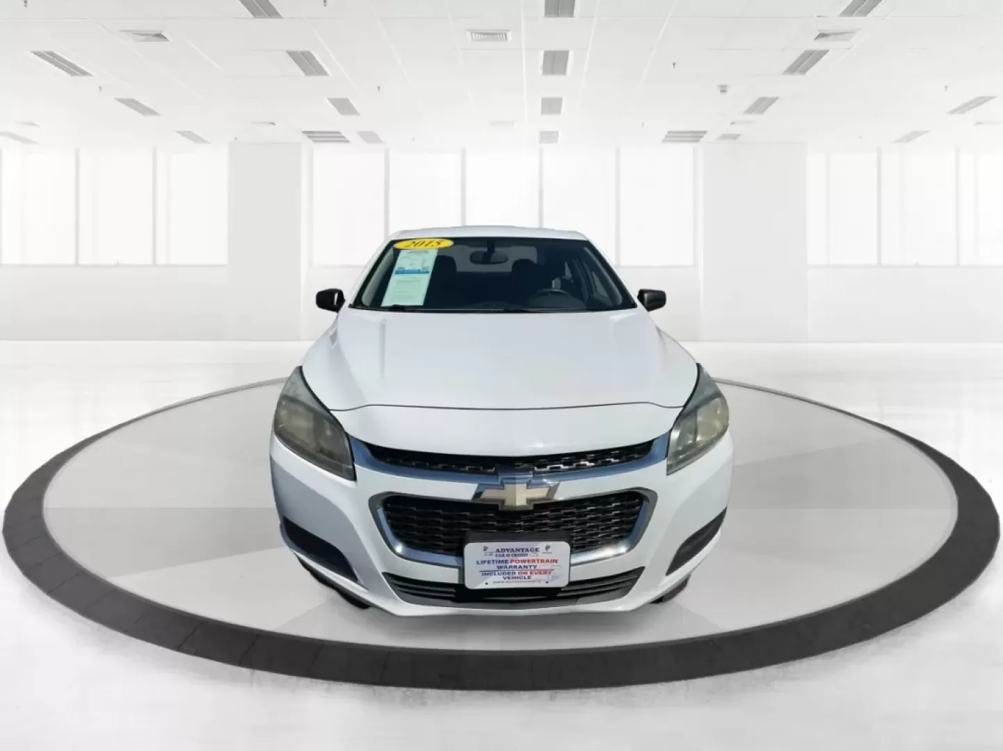 2015 Chevrolet Malibu 1FL (1G11A5SL9FU) with an ECOTEC 2.5L I-4 gasoline direct injection engine, located at 1099 N County Rd 25A , Troy, OH, 45373, (937) 908-9800, 40.057079, -84.212883 - **Discover Your Next Adventure with the 2015 Chevrolet Malibu at Advantage Car and Credit - Troy!**<br /> <br /> Are you in search of a reliable sedan that seamlessly combines style, comfort, and performance for your daily commute? Look no further! The 2015 Chevrolet Malibu 1FL is the perfect vehicl - Photo#7