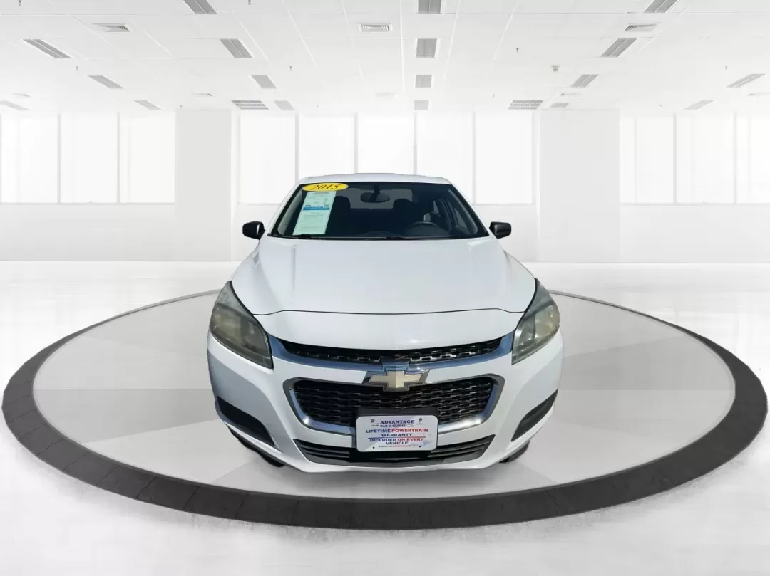 2015 Chevrolet Malibu 1FL (1G11A5SL9FU) with an ECOTEC 2.5L I-4 gasoline direct injection engine, located at 8750 N County Rd 25A, Piqua, OH, 45356, (937) 908-9800, 40.164391, -84.232513 - **Discover Your Next Adventure with the 2015 Chevrolet Malibu at Advantage Car and Credit - Troy!**<br /> <br /> Are you in search of a reliable sedan that seamlessly combines style, comfort, and performance for your daily commute? Look no further! The 2015 Chevrolet Malibu 1FL is the perfect vehicl - Photo#7