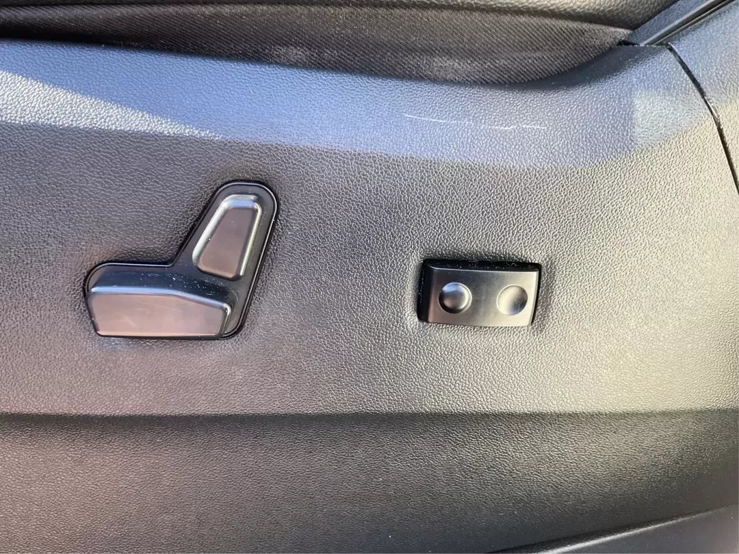 2017 Dodge Grand Caravan SXT (2C4RDGCG5HR) with an Pentastar 3.6L V-6 DOHC engine, located at 1184 Kauffman Ave, Fairborn, OH, 45324, (937) 908-9800, 39.807072, -84.030914 - **Adventure Awaits with the 2017 Dodge Grand Caravan SXT in Fairborn, OH!**<br /> <br /> Are you looking for the perfect vehicle to accommodate your growing family or to embark on weekend adventures? Look no further! The 2017 Dodge Grand Caravan SXT is designed for those who prioritize space, comfor - Photo#18