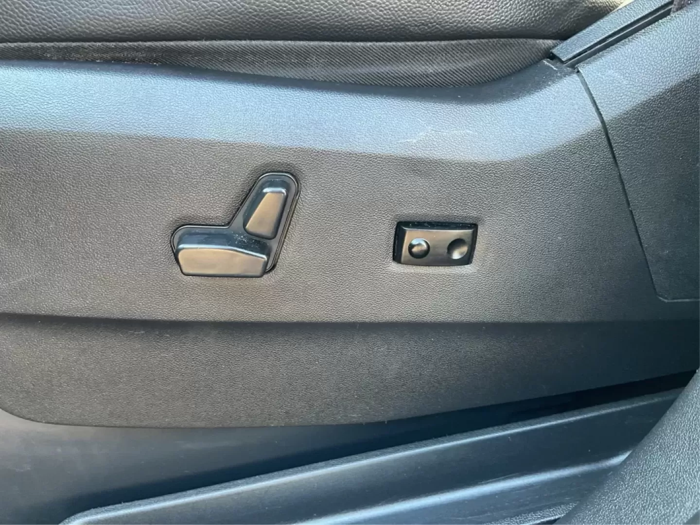 2019 Dodge Grand Caravan GT (2C4RDGEG7KR) with an Pentastar 3.6L V-6 DOHC engine, located at 8750 N County Rd 25A, Piqua, OH, 45356, (937) 908-9800, 40.164391, -84.232513 - Are you searching for the perfect vehicle that can effortlessly fit into your family's busy lifestyle? Look no further! The 2019 Dodge Grand Caravan GT is the ultimate choice for growing families, weekend adventurers, and anyone needing a reliable and spacious ride. With its impressive safety featur - Photo#18