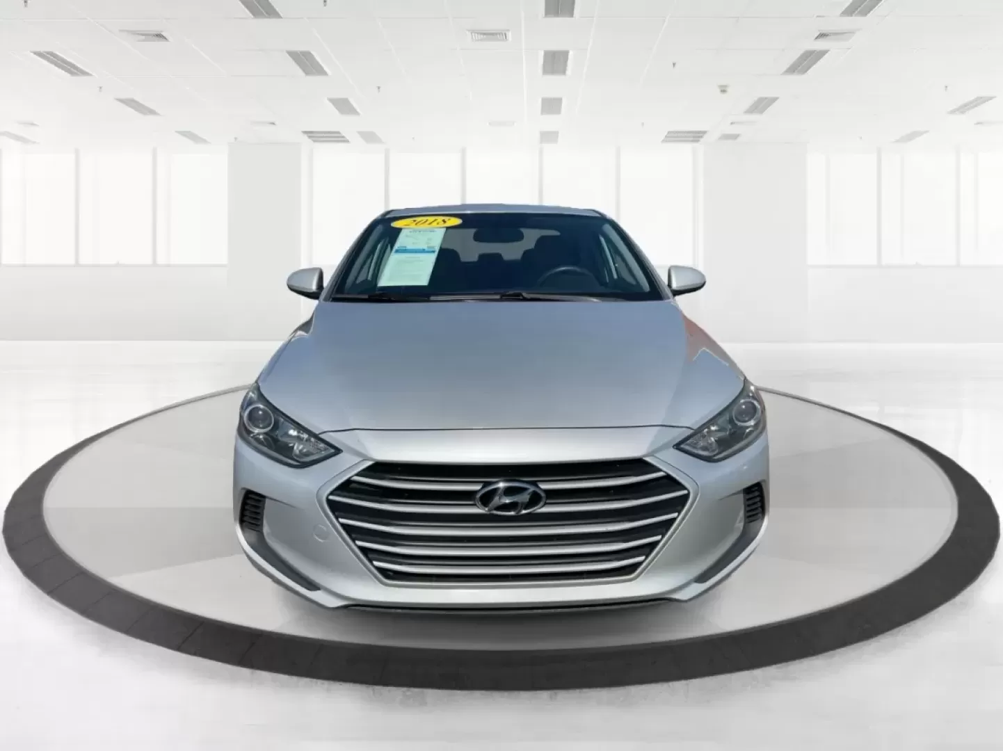 2018 Hyundai Elantra SEL (KMHD84LF3JU) with an Nu 2L I-4 DOHC engine, located at 880 E. National Road, Vandalia, OH, 45377, (937) 908-9800, 39.891918, -84.183594 - Are you in the market for a reliable and stylish vehicle that fits your lifestyle? The 2018 Hyundai Elantra SEL, available at Advantage Car and Credit in Vandalia, OH, is your perfect companion for both daily commutes and weekend adventures. With its sophisticated design and smart technology, this s - Photo#7