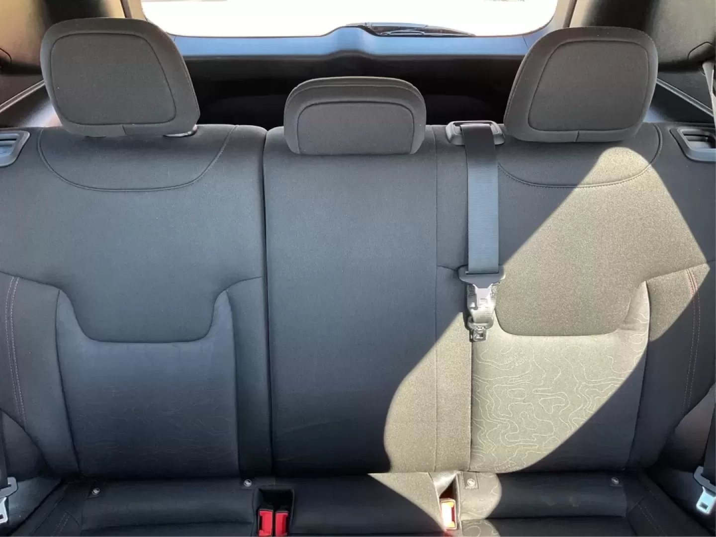 2016 Jeep Renegade Trailhawk (ZACCJBCTXGP) with an Tigershark MultiAir 2.4L I-4 variable valve contro engine, located at 1099 N County Rd 25A , Troy, OH, 45373, (937) 908-9800, 40.057079, -84.212883 - **Experience Adventure and Comfort with the 2016 Jeep Renegade Trailhawk!**<br /> <br /> Are you ready to elevate your lifestyle with a versatile vehicle that's perfect for weekend getaways, daily commutes, and everything in between? Look no further than the 2016 Jeep Renegade Trailhawk available at - Photo#14