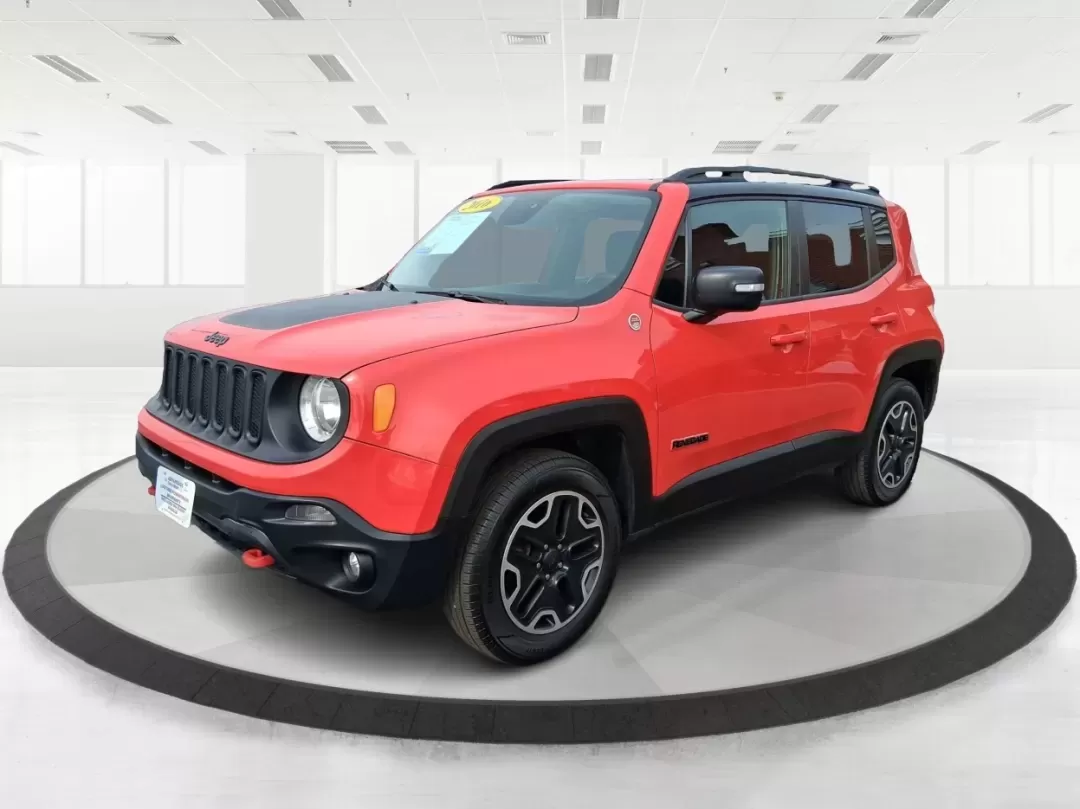 2016 Jeep Renegade Trailhawk (ZACCJBCTXGP) with an Tigershark MultiAir 2.4L I-4 variable valve contro engine, 9A transmission, located at 1099 N County Rd 25A , Troy, OH, 45373, (937) 908-9800, 40.057079, -84.212883 - **Experience Adventure and Comfort with the 2016 Jeep Renegade Trailhawk!**<br /> <br /> Are you ready to elevate your lifestyle with a versatile vehicle that's perfect for weekend getaways, daily commutes, and everything in between? Look no further than the 2016 Jeep Renegade Trailhawk available at - Photo#8