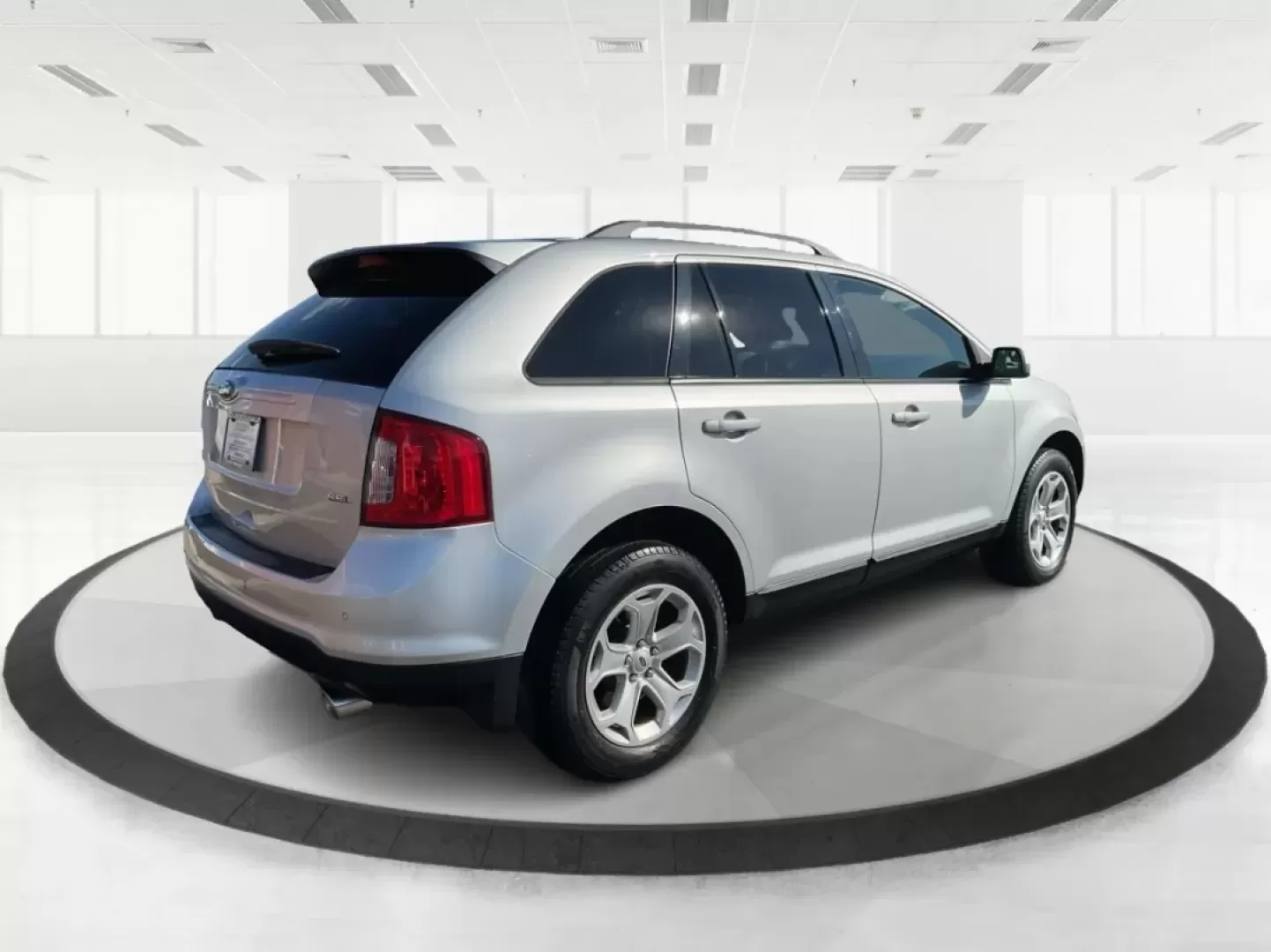 2012 Ford Edge SEL (2FMDK3JC9CB) with an Other engine, located at 880 E. National Road, Vandalia, OH, 45377, (937) 908-9800, 39.891918, -84.183594 - **Elevate Your Daily Drive with the 2012 Ford Edge SEL Perfect for Family Adventures and Daily Commutes!**<br /> <br /> Are you on the hunt for a versatile and stylish SUV that can cater to your family's needs while offering a comfortable daily commute? Look no further than the 2012 Ford Edge SEL, - Photo#2