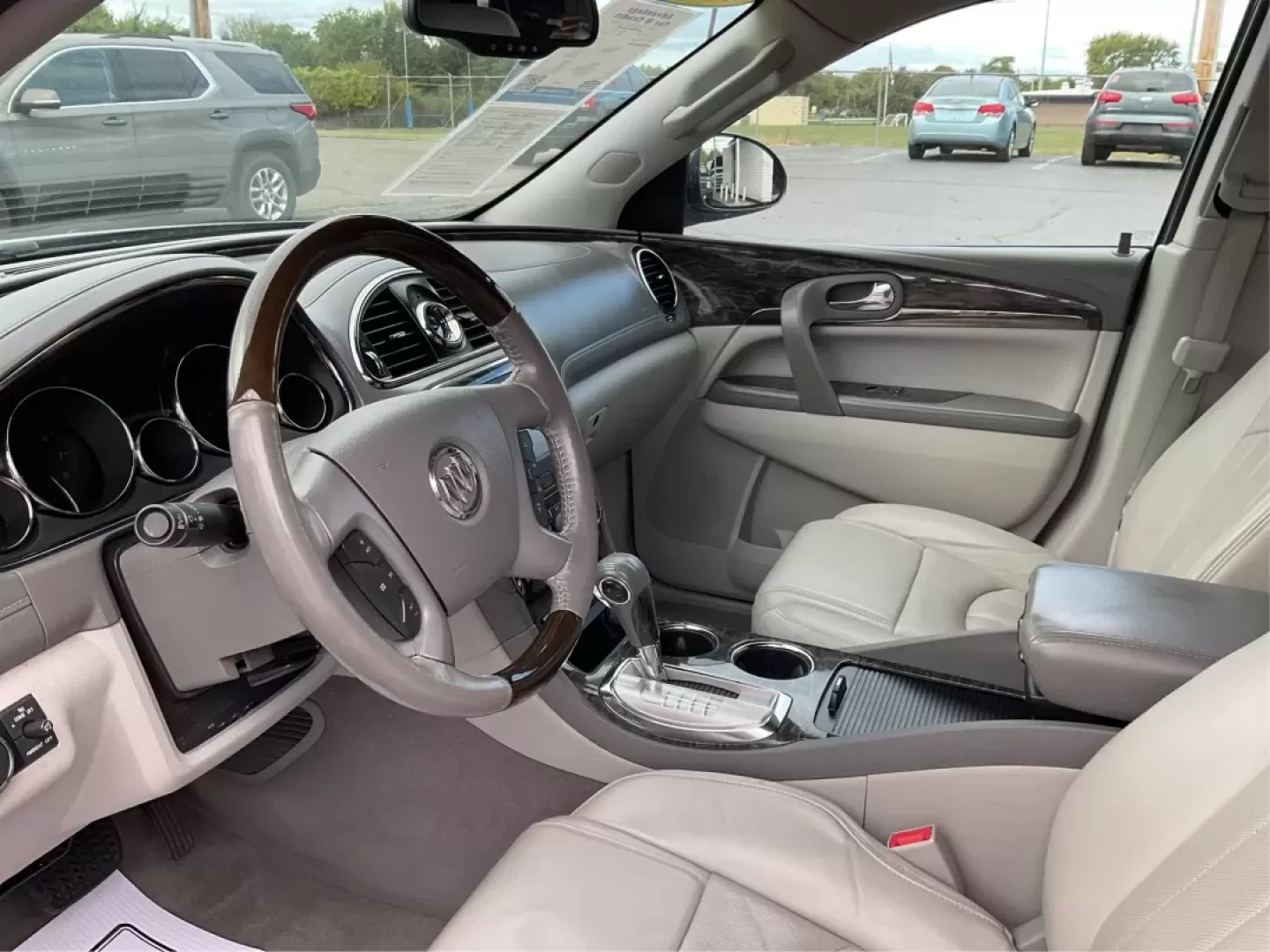 2013 Buick Enclave Leather (5GAKRCKD8DJ) with an 3.6L V-6 gasoline direct injection engine, located at 401 Woodman Dr, Riverside, OH, 45431, (937) 908-9800, 39.760899, -84.123421 - Are you looking for a spacious family SUV that combines comfort, style, and technology? Look no further than this stunning 2013 Buick Enclave, available now at Advantage Car and Credit in Riverside, OH! Perfect for growing families or those who love weekend adventures, this vehicle effortlessly marr - Photo#9