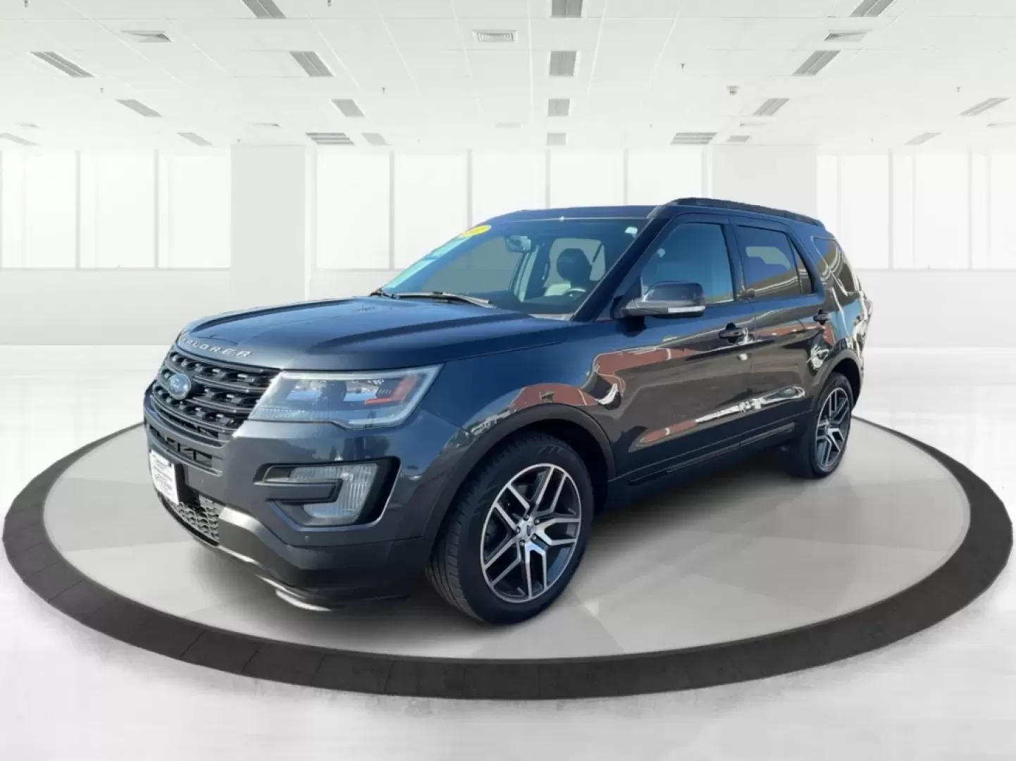 2017 Ford Explorer Sport (1FM5K8GT3HG) with an EcoBoost 3.5L V-6 gasoline direct injection engine, located at 4508 South Dixie Dr, Moraine, OH, 45439, (937) 908-9800, 39.689976, -84.218452 - Elevate your adventures with the 2017 Ford Explorer Sport, a versatile SUV that's perfect for families, commuters, and weekend explorers alike! With its rugged design and premium features, this dynamic vehicle seamlessly combines sophistication with functionality. Whether you're navigating the bustl - Photo#8