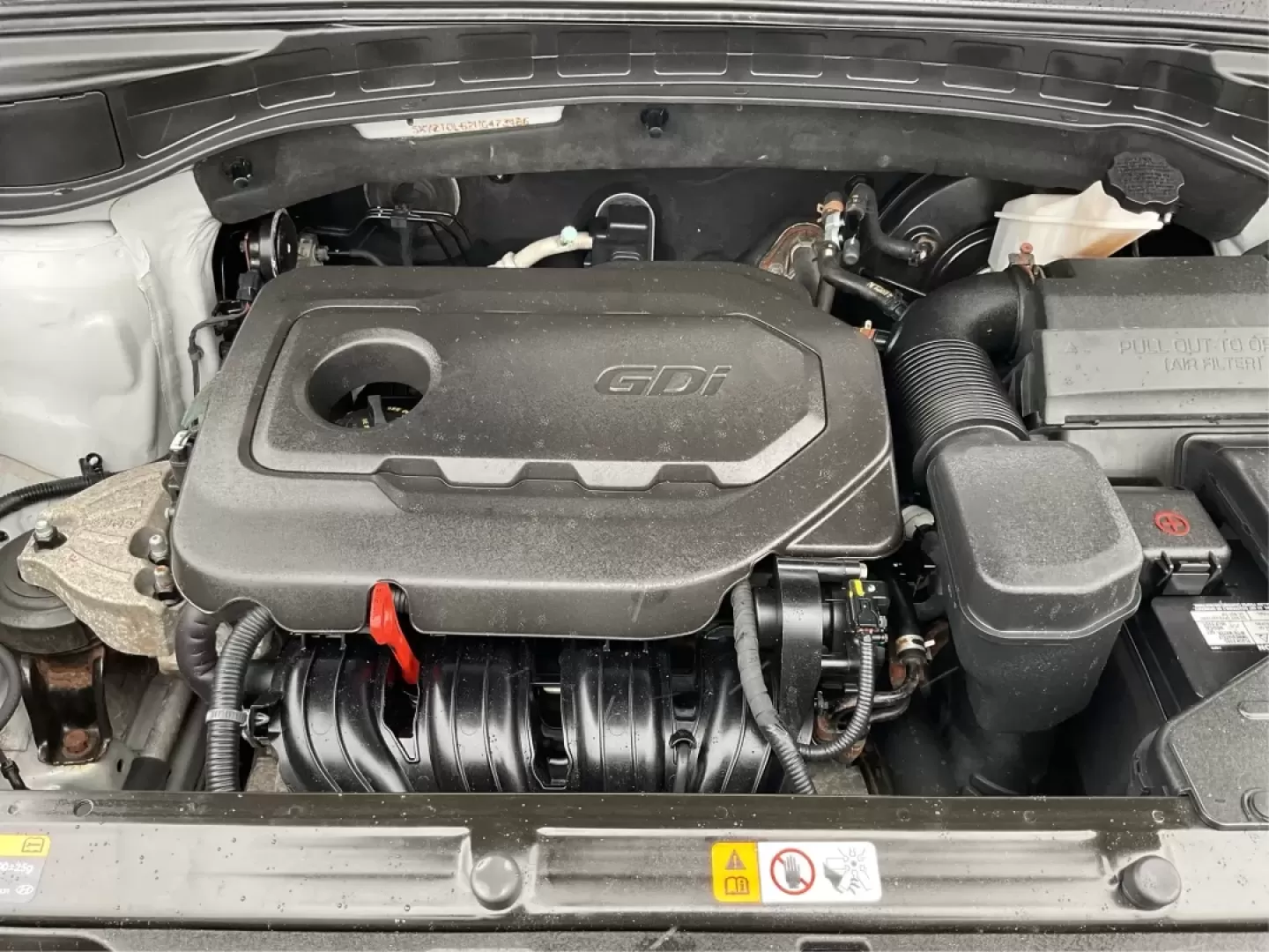 2017 Hyundai Santa Fe 2.4L (5XYZTDLB2HG) with an Theta II 2.4L I-4 gasoline direct injection engine, located at 1184 Kauffman Ave, Fairborn, OH, 45324, (937) 908-9800, 39.807072, -84.030914 - Discover the perfect blend of comfort, capability, and style with the 2017 Hyundai Santa Fe, now available at Advantage Car and Credit, located at 1184 Kauffman Ave, Fairborn, OH 45324. This versatile SUV is an excellent choice for growing families, weekend adventurers, or budget-conscious buyers lo - Photo#11