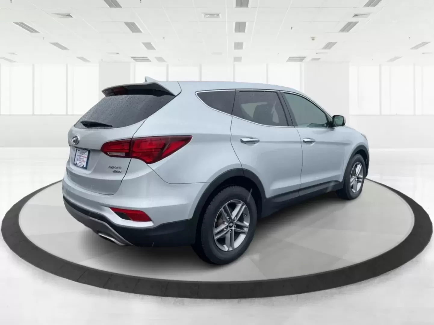 2017 Hyundai Santa Fe 2.4L (5XYZTDLB2HG) with an Theta II 2.4L I-4 gasoline direct injection engine, located at 4508 South Dixie Dr, Moraine, OH, 45439, (937) 908-9800, 39.689976, -84.218452 - Discover the perfect blend of comfort, capability, and style with the 2017 Hyundai Santa Fe, now available at Advantage Car and Credit, located at 1184 Kauffman Ave, Fairborn, OH 45324. This versatile SUV is an excellent choice for growing families, weekend adventurers, or budget-conscious buyers lo - Photo#2