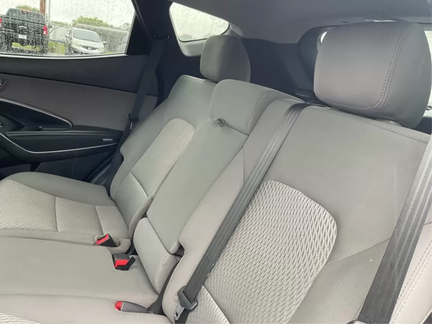 2017 Hyundai Santa Fe 2.4L (5XYZTDLB2HG) with an Theta II 2.4L I-4 gasoline direct injection engine, located at 4508 South Dixie Dr, Moraine, OH, 45439, (937) 908-9800, 39.689976, -84.218452 - Discover the perfect blend of comfort, capability, and style with the 2017 Hyundai Santa Fe, now available at Advantage Car and Credit, located at 1184 Kauffman Ave, Fairborn, OH 45324. This versatile SUV is an excellent choice for growing families, weekend adventurers, or budget-conscious buyers lo - Photo#10