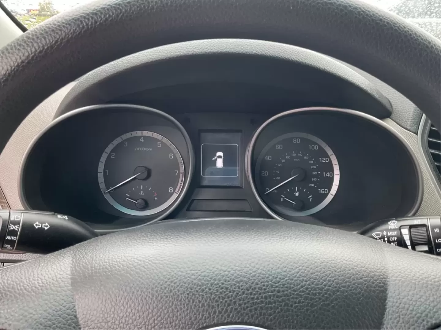 2017 Hyundai Santa Fe 2.4L (5XYZTDLB2HG) with an Theta II 2.4L I-4 gasoline direct injection engine, located at 4508 South Dixie Dr, Moraine, OH, 45439, (937) 908-9800, 39.689976, -84.218452 - Discover the perfect blend of comfort, capability, and style with the 2017 Hyundai Santa Fe, now available at Advantage Car and Credit, located at 1184 Kauffman Ave, Fairborn, OH 45324. This versatile SUV is an excellent choice for growing families, weekend adventurers, or budget-conscious buyers lo - Photo#15