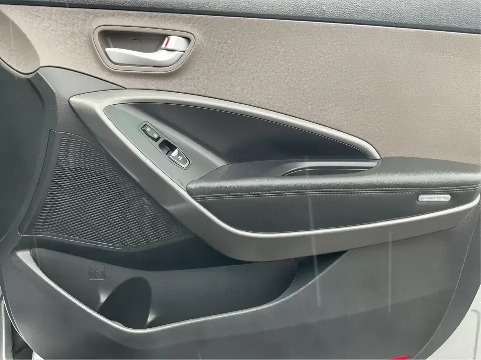 2017 Hyundai Santa Fe 2.4L (5XYZTDLB2HG) with an Theta II 2.4L I-4 gasoline direct injection engine, 6A transmission, located at 8750 N County Rd 25A, Piqua, OH, 45356, (937) 908-9800, 40.164391, -84.232513 - Discover the perfect blend of comfort, capability, and style with the 2017 Hyundai Santa Fe, now available at Advantage Car and Credit, located at 1184 Kauffman Ave, Fairborn, OH 45324. This versatile SUV is an excellent choice for growing families, weekend adventurers, or budget-conscious buyers lo - Photo#18