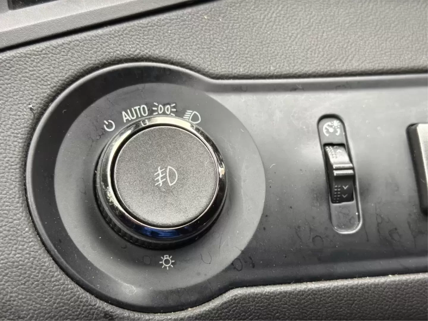 2013 Buick LaCrosse Premium 1 Group (1G4GF5E38DF) with an 3.6L V-6 gasoline direct injection engine, located at 1099 N County Rd 25A , Troy, OH, 45373, (937) 908-9800, 40.057079, -84.212883 - **Discover Comfort and Luxury with This 2013 Buick LaCrosse Perfect for Commuters and Families!**<br /> <br /> Are you looking for a vehicle that combines elegance, comfort, and practicality? Look no further than the stunning 2013 Buick LaCrosse, available now at Advantage Car and Credit - Troy! Th - Photo#17