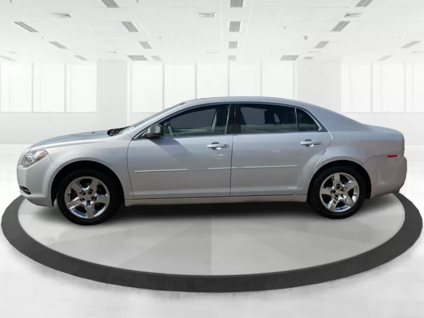 2012 Chevrolet Malibu LS (1G1ZB5E00CF) with an Ecotec 2.4L I-4 DOHC engine, located at 401 Woodman Dr, Riverside, OH, 45431, (937) 908-9800, 39.760899, -84.123421 - Looking for a reliable vehicle that fits seamlessly into your daily life? Look no further! The 2012 Chevrolet Malibu LS is the ultimate sedan for commuters, busy families, and weekend adventurers alike. With its efficient design and thoughtful features, this car is ready to elevate your driving expe - Photo#5