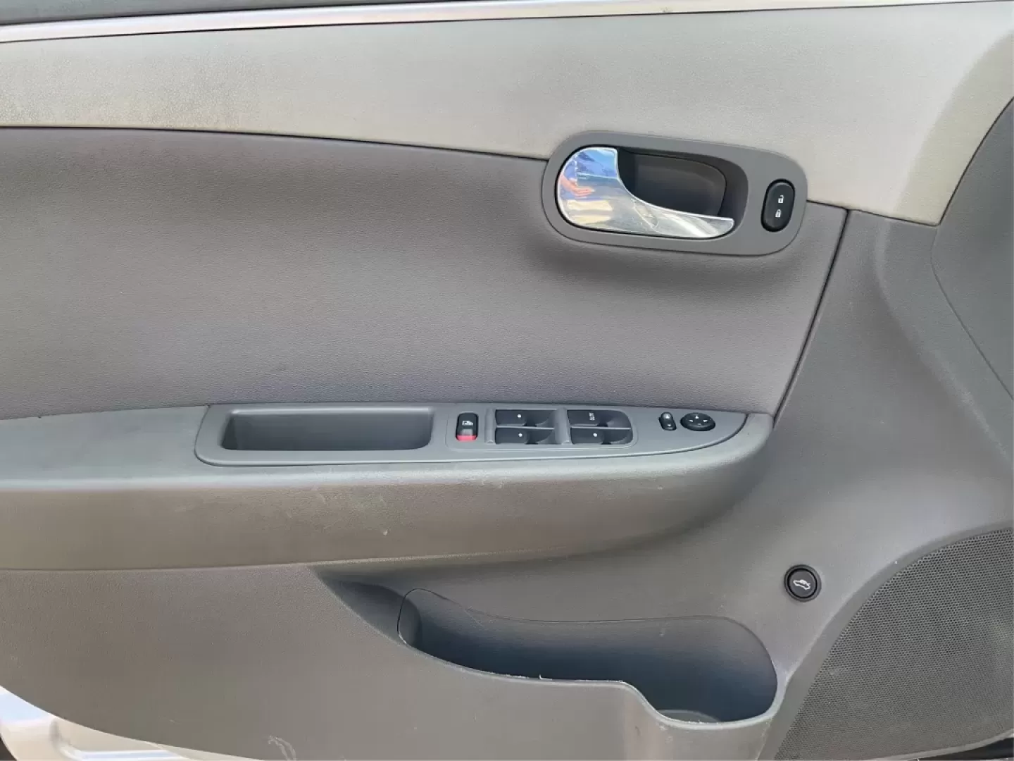 2012 Chevrolet Malibu LS (1G1ZB5E00CF) with an Ecotec 2.4L I-4 DOHC engine, located at 401 Woodman Dr, Riverside, OH, 45431, (937) 908-9800, 39.760899, -84.123421 - Looking for a reliable vehicle that fits seamlessly into your daily life? Look no further! The 2012 Chevrolet Malibu LS is the ultimate sedan for commuters, busy families, and weekend adventurers alike. With its efficient design and thoughtful features, this car is ready to elevate your driving expe - Photo#17