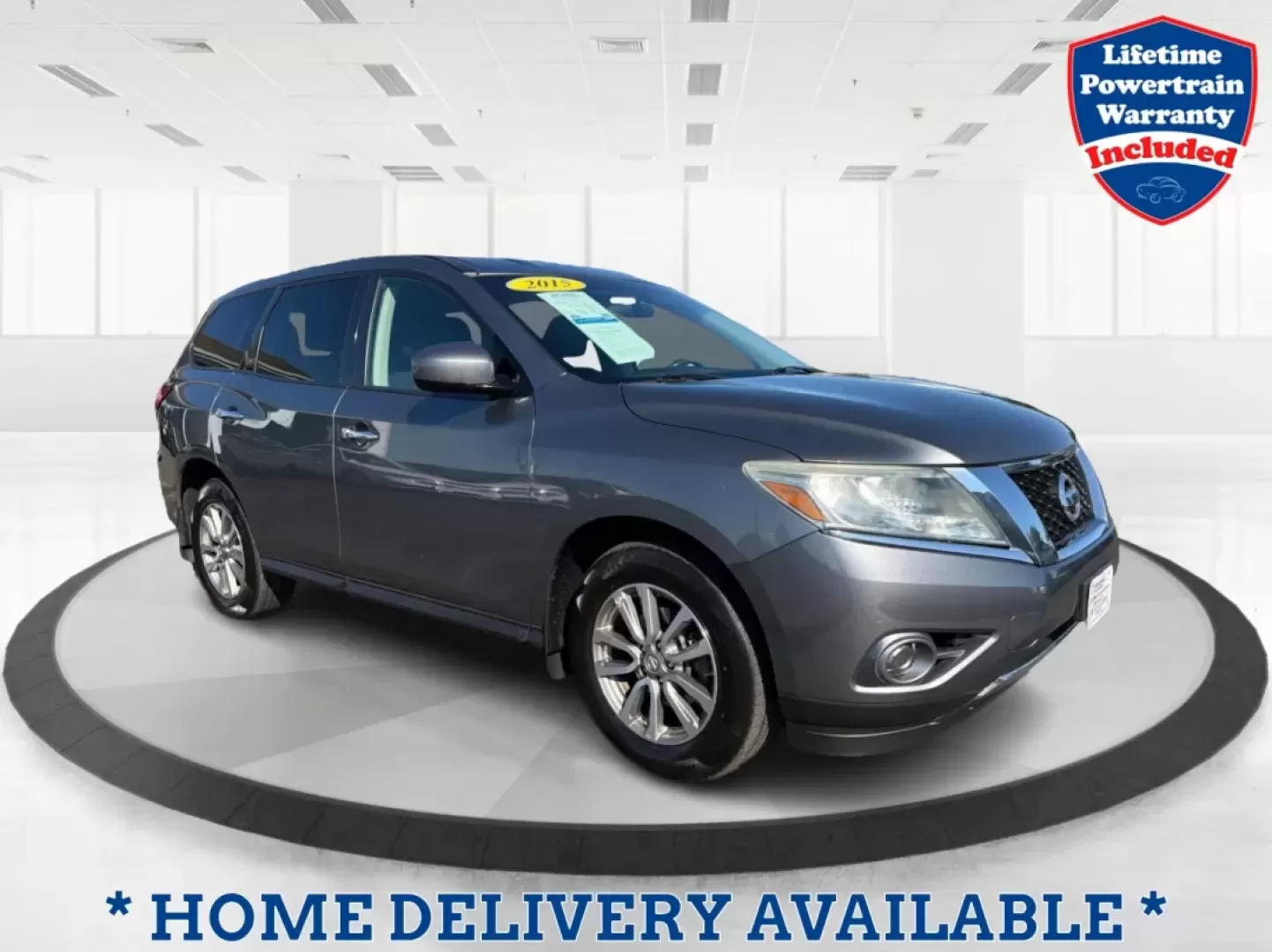 2015 Nissan Pathfinder S (5N1AR2MM5FC) with an 3.5L V-6 DOHC engine, located at 401 Woodman Dr, Riverside, OH, 45431, (937) 908-9800, 39.760899, -84.123421 - **Adventure Awaits with the 2015 Nissan Pathfinder at Advantage Car and Credit - Riverside!**<br /> <br /> Are you ready to elevate your family's adventures or weekend getaways? The 2015 Nissan Pathfinder, now available at Advantage Car and Credit in Riverside, OH, is the perfect vehicle to accompan - Photo#0