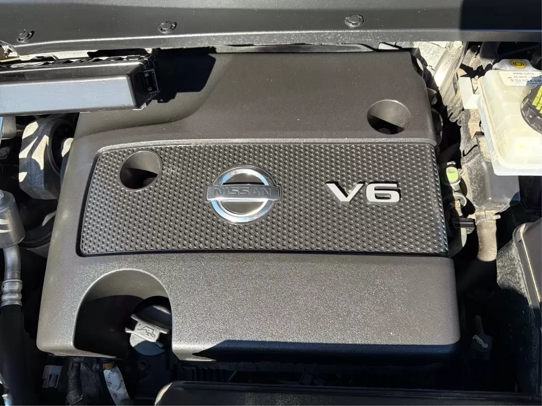 2015 Nissan Pathfinder S (5N1AR2MM5FC) with an 3.5L V-6 DOHC engine, Continuously Variable Transmission transmission, located at 8750 N County Rd 25A, Piqua, OH, 45356, (937) 908-9800, 40.164391, -84.232513 - **Adventure Awaits with the 2015 Nissan Pathfinder at Advantage Car and Credit - Riverside!**<br /> <br /> Are you ready to elevate your family's adventures or weekend getaways? The 2015 Nissan Pathfinder, now available at Advantage Car and Credit in Riverside, OH, is the perfect vehicle to accompan - Photo#11