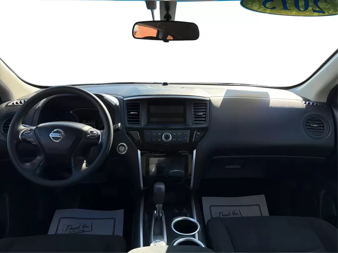 2015 Nissan Pathfinder S (5N1AR2MM5FC) with an 3.5L V-6 DOHC engine, Continuously Variable Transmission transmission, located at 8750 N County Rd 25A, Piqua, OH, 45356, (937) 908-9800, 40.164391, -84.232513 - **Adventure Awaits with the 2015 Nissan Pathfinder at Advantage Car and Credit - Riverside!**<br /> <br /> Are you ready to elevate your family's adventures or weekend getaways? The 2015 Nissan Pathfinder, now available at Advantage Car and Credit in Riverside, OH, is the perfect vehicle to accompan - Photo#19