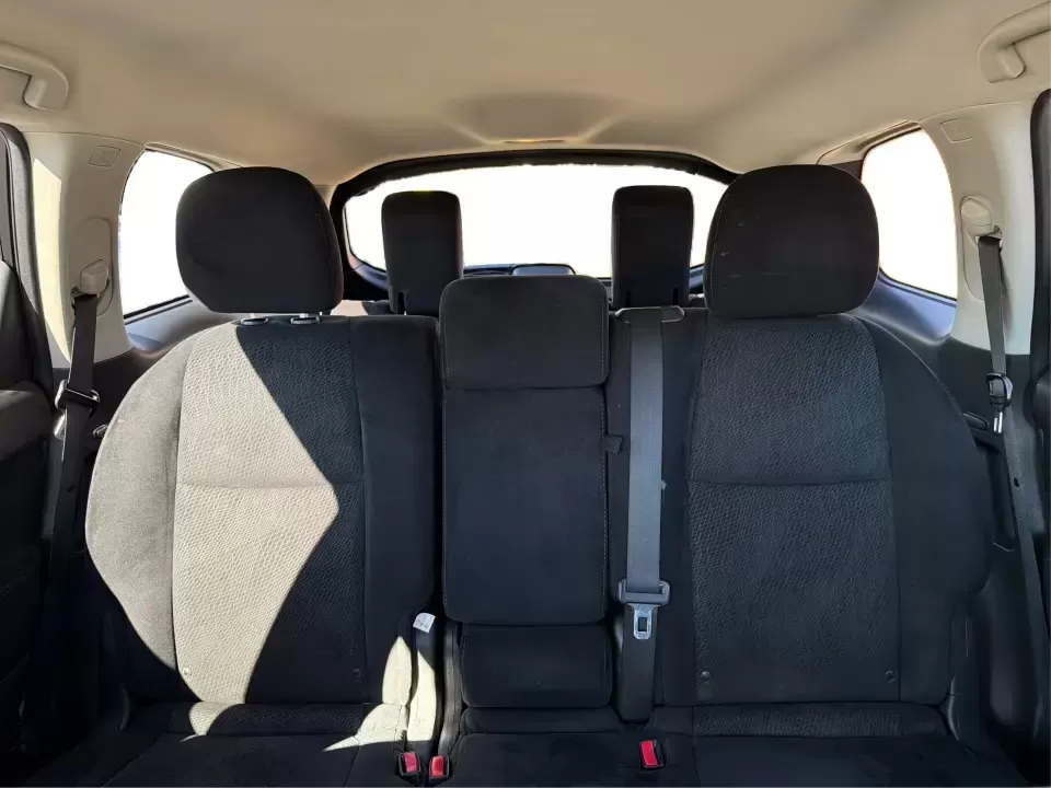 2015 Nissan Pathfinder S (5N1AR2MM5FC) with an 3.5L V-6 DOHC engine, Continuously Variable Transmission transmission, located at 4508 South Dixie Dr, Moraine, OH, 45439, (937) 908-9800, 39.689976, -84.218452 - **Adventure Awaits with the 2015 Nissan Pathfinder at Advantage Car and Credit - Riverside!**<br /> <br /> Are you ready to elevate your family's adventures or weekend getaways? The 2015 Nissan Pathfinder, now available at Advantage Car and Credit in Riverside, OH, is the perfect vehicle to accompan - Photo#14