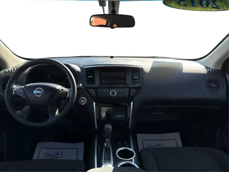 2015 Nissan Pathfinder S (5N1AR2MM5FC) with an 3.5L V-6 DOHC engine, Continuously Variable Transmission transmission, located at 4508 South Dixie Dr, Moraine, OH, 45439, (937) 908-9800, 39.689976, -84.218452 - **Adventure Awaits with the 2015 Nissan Pathfinder at Advantage Car and Credit - Riverside!**<br /> <br /> Are you ready to elevate your family's adventures or weekend getaways? The 2015 Nissan Pathfinder, now available at Advantage Car and Credit in Riverside, OH, is the perfect vehicle to accompan - Photo#19