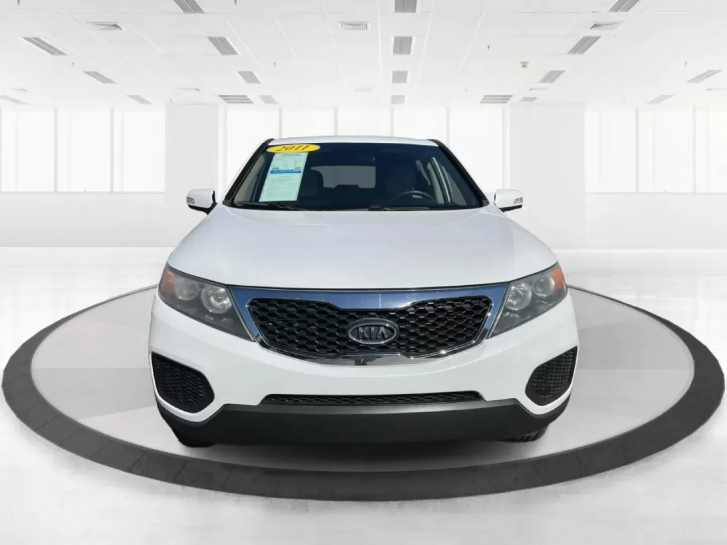 2011 Kia Sorento LX (5XYKTCA19BG) with an 2.4L I-4 DOHC engine, located at 880 E. National Road, Vandalia, OH, 45377, (937) 908-9800, 39.891918, -84.183594 - Discover your next adventure with the 2011 Kia Sorento LX, an SUV that's not just a vehicle but a versatile companion for all your lifestyle needs. Whether you're navigating the bustling streets of Vandalia, OH, commuting to work, or planning a weekend getaway, this vehicle is designed to keep up wi - Photo#7