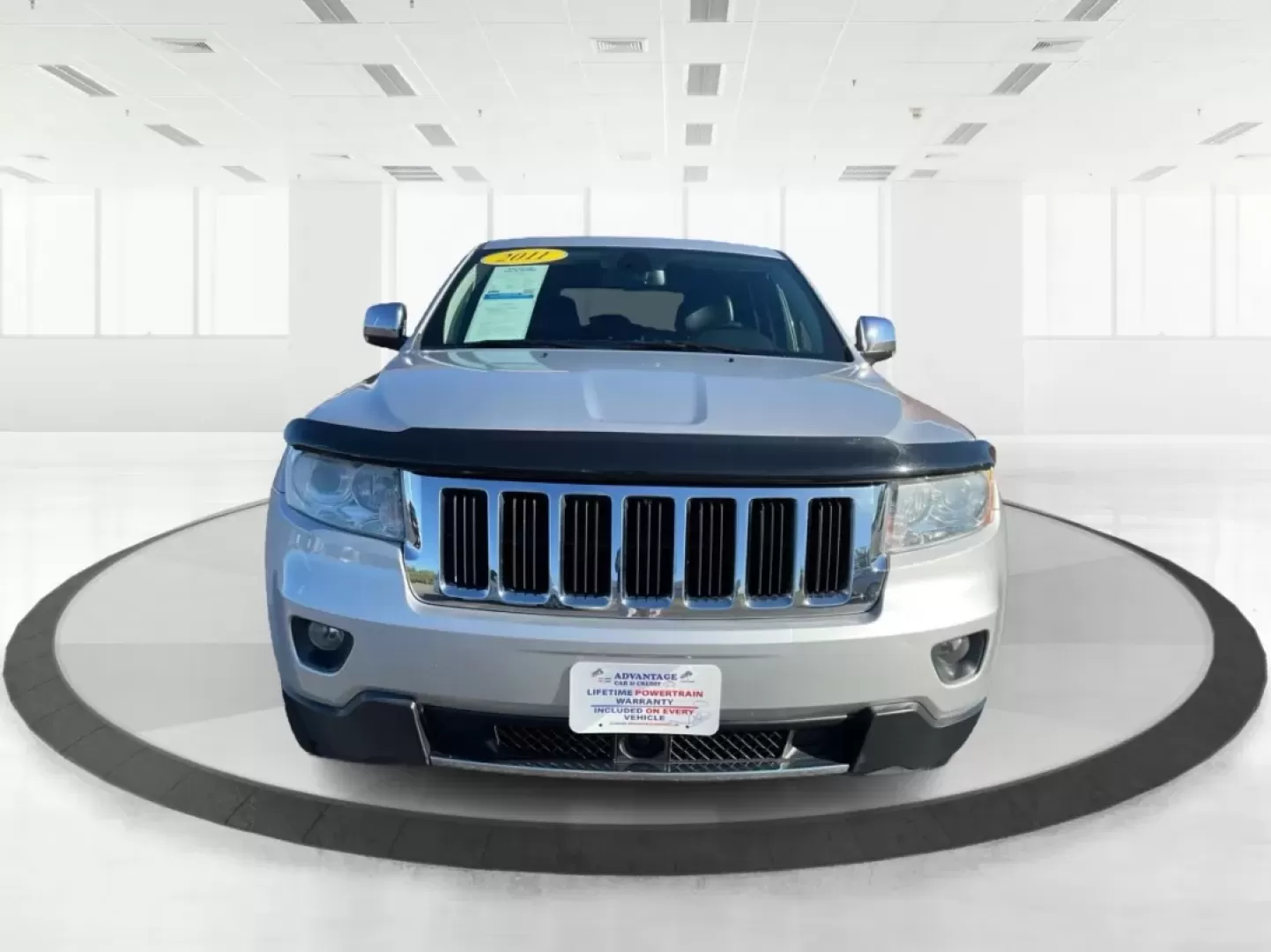 2011 Jeep Grand Cherokee Limited (1J4RR5GT0BC) with an Other engine, located at 1099 N County Rd 25A , Troy, OH, 45373, (937) 908-9800, 40.057079, -84.212883 - Discover the ultimate adventure companion waiting for you at Advantage Car and Credit - Troy, located at 1099 N County Rd 25A, Troy, OH 45373. Our **2011 Jeep Grand Cherokee Limited** is designed for those who crave exploration without sacrificing comfort. Ideal for weekend getaways, this SUV seamle - Photo#7