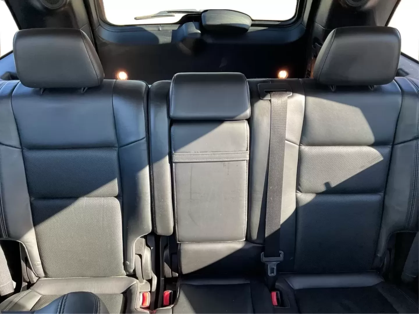 2011 Jeep Grand Cherokee Limited (1J4RR5GT0BC) with an Other engine, located at 1099 N County Rd 25A , Troy, OH, 45373, (937) 908-9800, 40.057079, -84.212883 - Discover the ultimate adventure companion waiting for you at Advantage Car and Credit - Troy, located at 1099 N County Rd 25A, Troy, OH 45373. Our **2011 Jeep Grand Cherokee Limited** is designed for those who crave exploration without sacrificing comfort. Ideal for weekend getaways, this SUV seamle - Photo#14