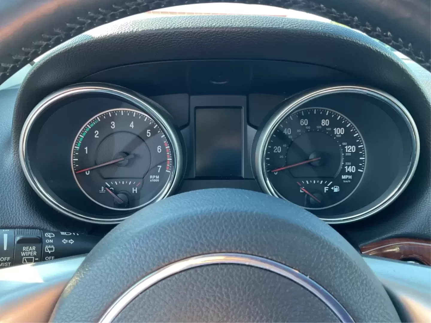 2011 Jeep Grand Cherokee Limited (1J4RR5GT0BC) with an Other engine, located at 1099 N County Rd 25A , Troy, OH, 45373, (937) 908-9800, 40.057079, -84.212883 - Discover the ultimate adventure companion waiting for you at Advantage Car and Credit - Troy, located at 1099 N County Rd 25A, Troy, OH 45373. Our **2011 Jeep Grand Cherokee Limited** is designed for those who crave exploration without sacrificing comfort. Ideal for weekend getaways, this SUV seamle - Photo#15