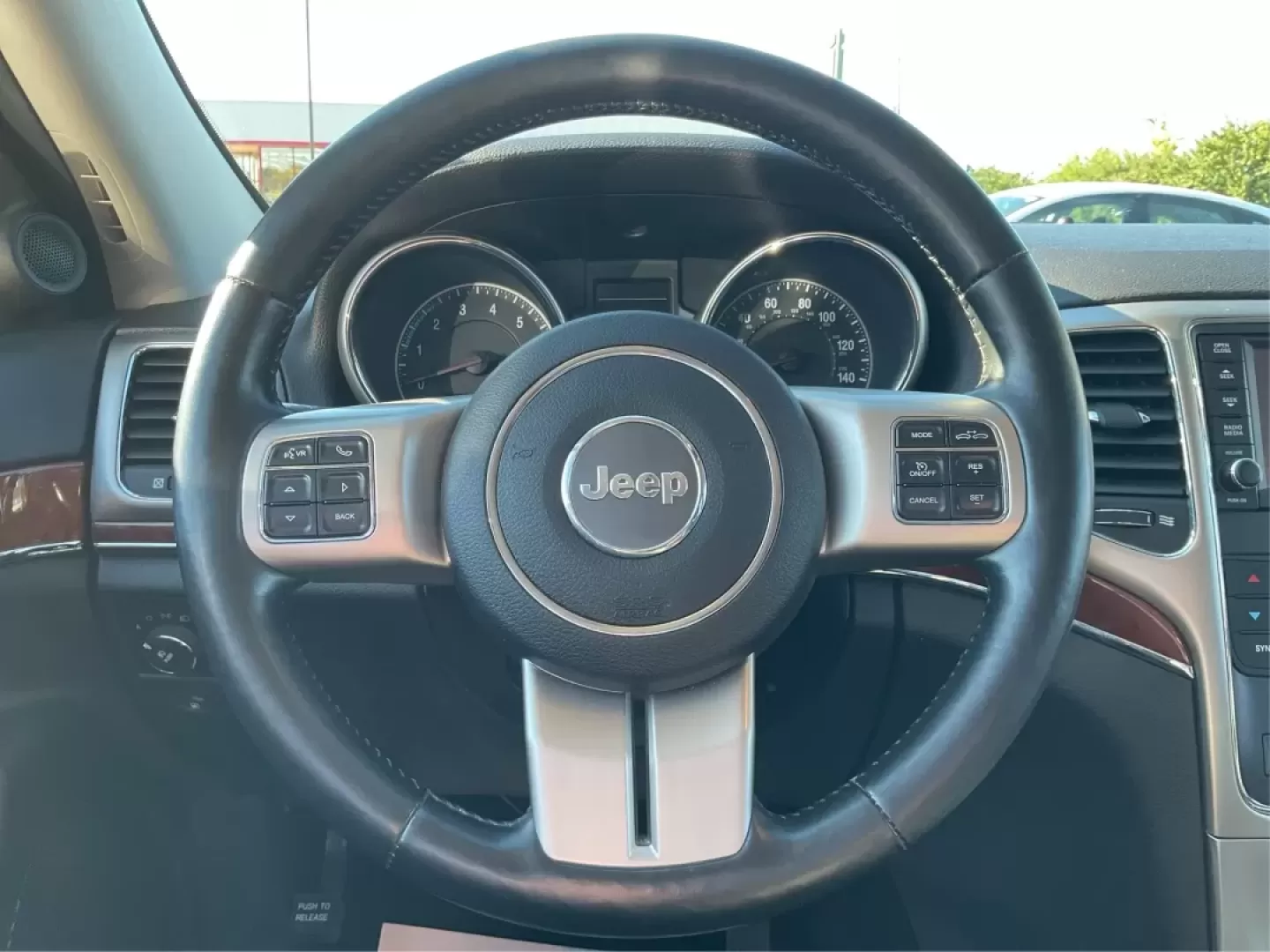 2011 Jeep Grand Cherokee Limited (1J4RR5GT0BC) with an Other engine, located at 1099 N County Rd 25A , Troy, OH, 45373, (937) 908-9800, 40.057079, -84.212883 - Discover the ultimate adventure companion waiting for you at Advantage Car and Credit - Troy, located at 1099 N County Rd 25A, Troy, OH 45373. Our **2011 Jeep Grand Cherokee Limited** is designed for those who crave exploration without sacrificing comfort. Ideal for weekend getaways, this SUV seamle - Photo#16