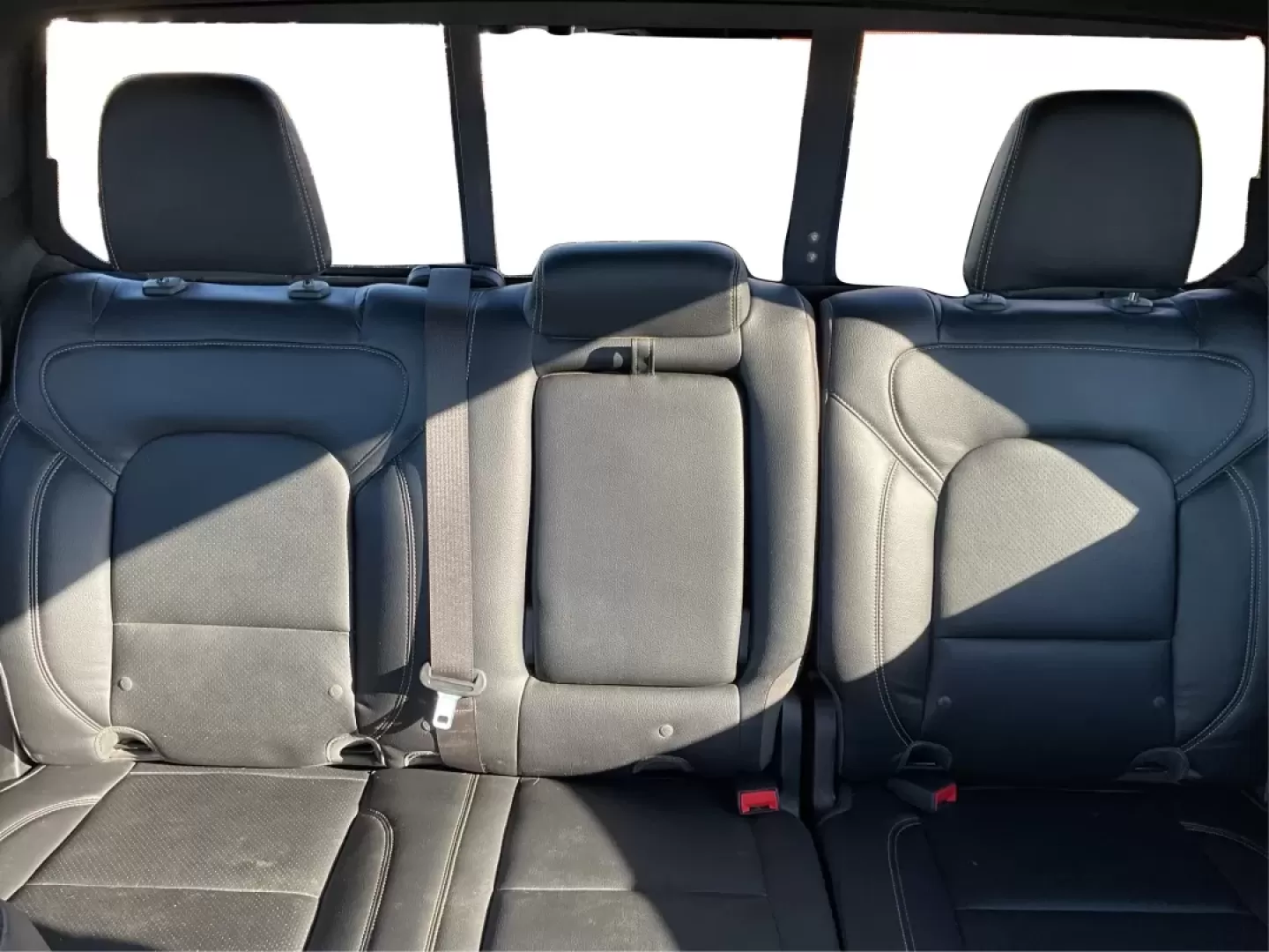 2020 Ram 1500 Big Horn Crew Cab 4x4 5'7 Box (1C6SRFFT8LN) with an Other engine, located at 1099 N County Rd 25A , Troy, OH, 45373, (937) 908-9800, 40.057079, -84.212883 - **Unleash Adventure with the 2020 Ram 1500 Big Horn Crew Cab 4x4! Perfect for Your Lifestyle!**<br /> <br /> Are you ready to elevate your driving experience? The 2020 Ram 1500 Big Horn Crew Cab 4x4 is your ultimate companion for weekend getaways, daily commutes, or even family road trips. With its - Photo#13