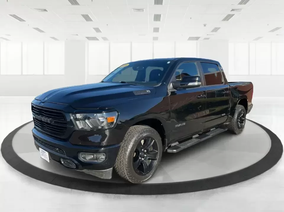 2020 Ram 1500 Big Horn Crew Cab 4x4 5'7 Box (1C6SRFFT8LN) with an 5.7L V8 OHV 16V engine, 8A transmission, located at 1951 S Dayton Lakeview Rd., New Carlisle, OH, 45344, (937) 908-9800, 39.890999, -84.050255 - **Unleash Adventure with the 2020 Ram 1500 Big Horn Crew Cab 4x4! Perfect for Your Lifestyle!**<br /> <br /> Are you ready to elevate your driving experience? The 2020 Ram 1500 Big Horn Crew Cab 4x4 is your ultimate companion for weekend getaways, daily commutes, or even family road trips. With its - Photo#8