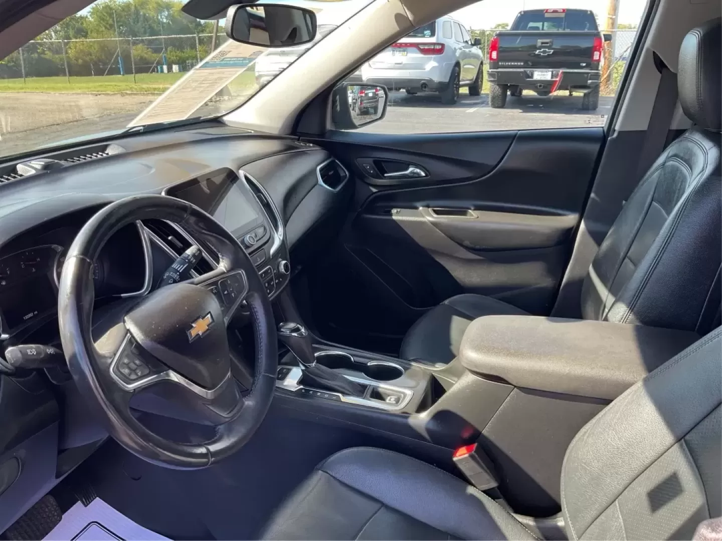 2018 Chevrolet Equinox LT (3GNAXTEX4JL) with an 2L I-4 gasoline direct injection engine, located at 4508 South Dixie Dr, Moraine, OH, 45439, (937) 908-9800, 39.689976, -84.218452 - **Explore Your Next Adventure with the 2018 Chevrolet Equinox LT!** <br /> <br /> Are you ready to elevate your lifestyle with a vehicle that's perfect for family trips, weekend getaways, or even your daily commute? Look no further than the stunning 2018 Chevrolet Equinox LT, now available at Advant - Photo#9